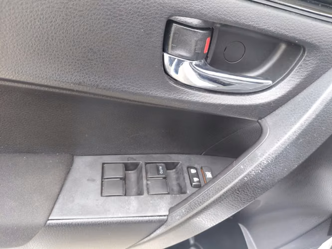 TOYOTA COROLLA 2018 AUTOMATICO - Imagen 12