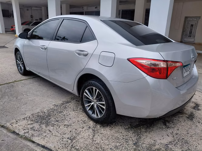 TOYOTA COROLLA 2018 AUTOMATICO - Imagen 6