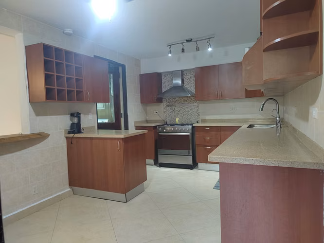 $2,700 | Casa familiar con amplio patio en Cárdenas - Imagen 2