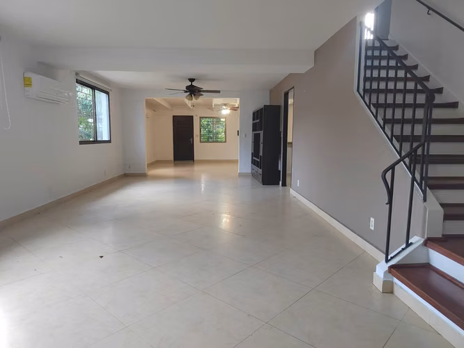 $2,700 | Casa familiar con amplio patio en Cárdenas - Imagen 4