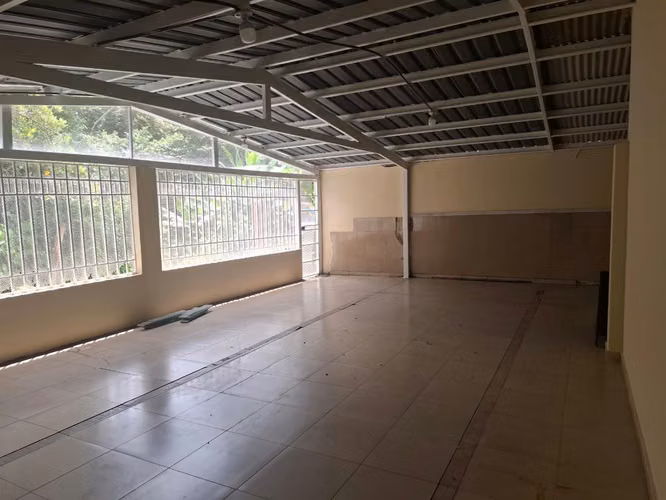 Cerca del Metro y del Machetazo en Hato Montaña - Imagen 11