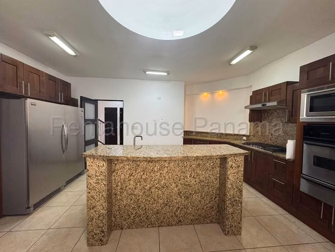 Venta de Casa en Clayton Embassy Club KF - Imagen 4