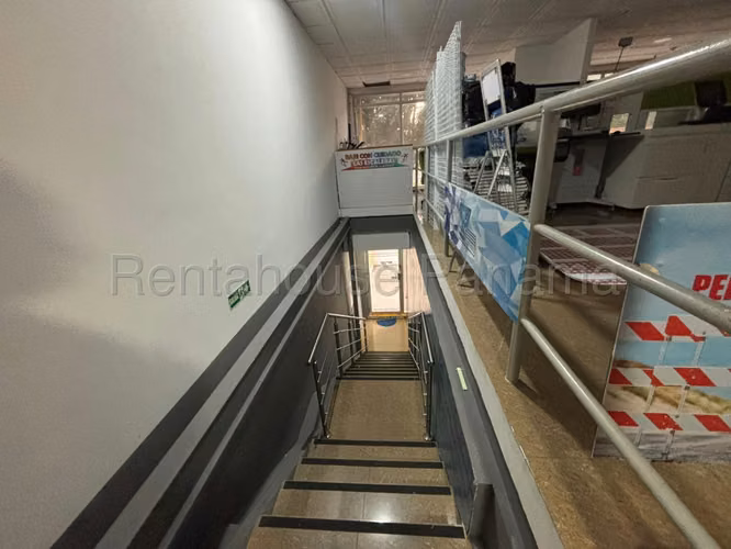 Venta de Local en San Francisco Plaza Valencia NS - Imagen 13