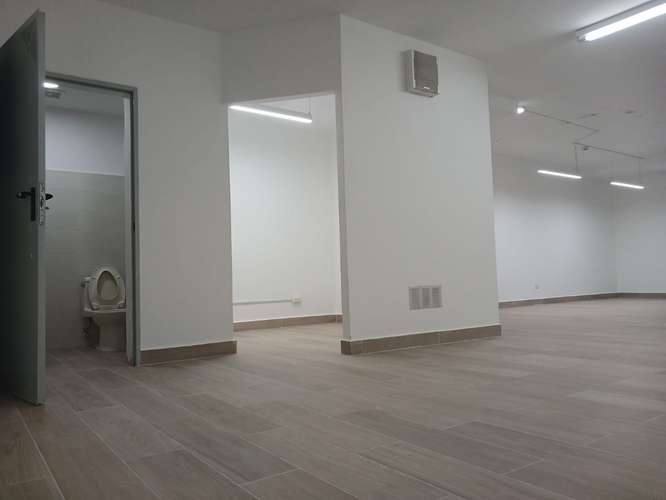 Local Comercial en Alquiler | 130 m² | Vía España - Imagen 13