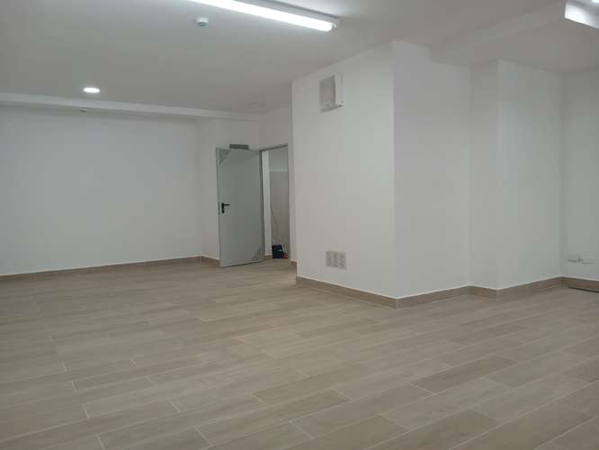 Local Comercial en Alquiler | 130 m² | Vía España - Imagen 4