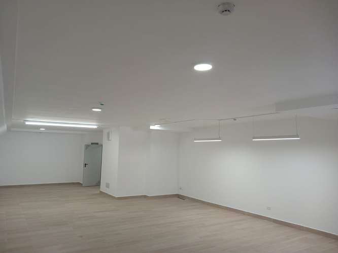 Local Comercial en Alquiler | 130 m² | Vía España - Imagen 7