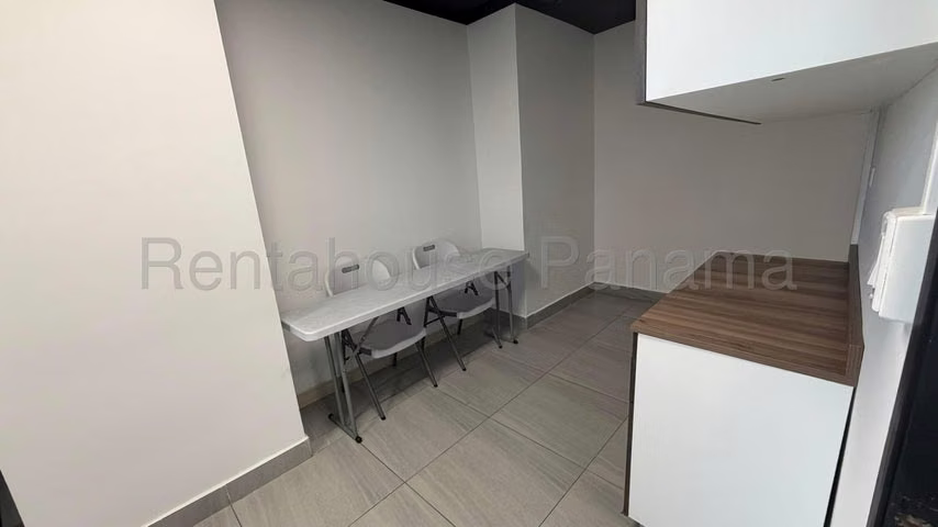 Oficina Comercial en alquiler Calle 50 ELP 27-1539