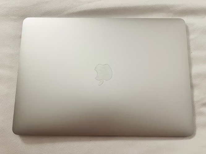 Vendo Macbook Pro 13 - 2020