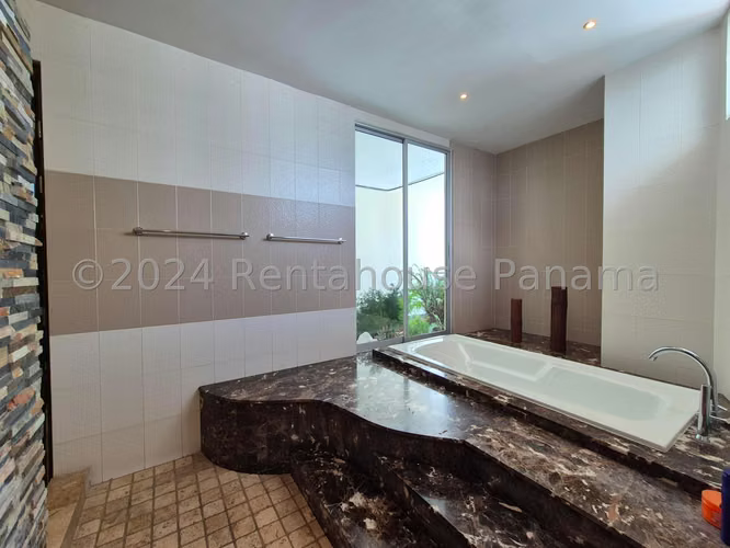 Venta de apartamento de 780 METROS en San Francisco AK - Imagen 10