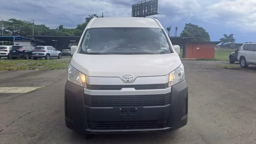 TOYOTA HIACE 2025 - Imagen 6