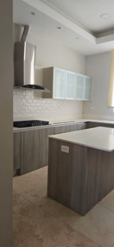 Alquiler y Venta de Exclusivo Apartamento en Ocean Reef Islands – Garden Towe - Imagen 13
