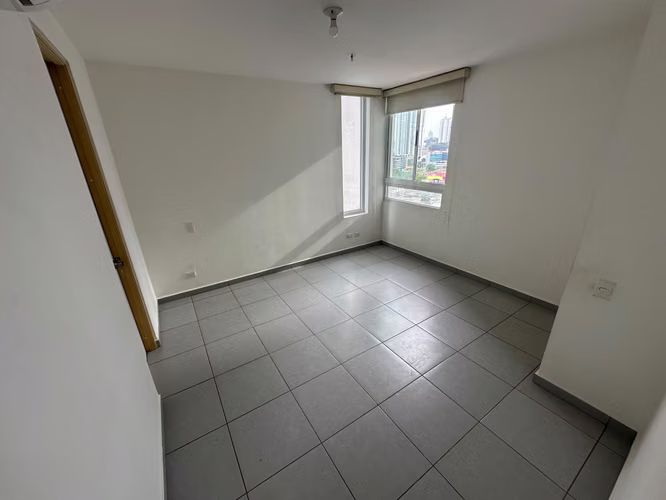 ALQUILER DE APARTAMENTO L/BLANCA EN PH AVIÑÓN TOWERS TUMBA MUERTO G.S - Imagen 5