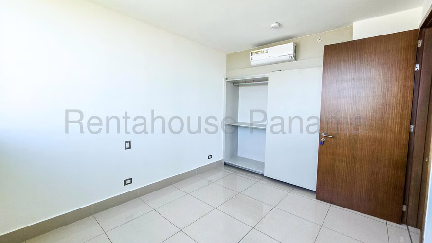 Moderno Apartamento en Venta en Costa del Este 27PPM1533 - Imagen 13