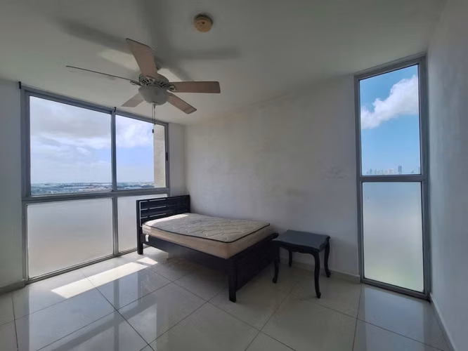 VENTA DE APARTAMENTO EN PH PORTO ALEGRE VILLA LUCRE