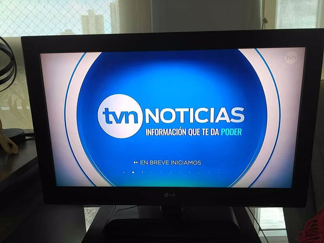 TV LG 32” LCD HD — OFERTA ESPECIAL $35 - Imagen 2