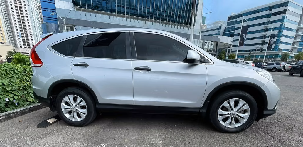 HONDA CR-V LX 4x2 2014 | MENOS DE 20,000 KM ORIGINALES | Sin accidentes