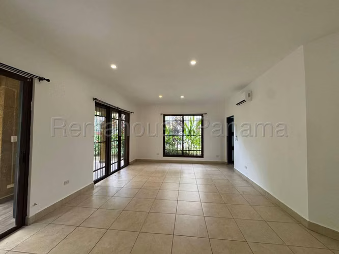 Se Vende Casa en Clayton MDV27-1527 - Imagen 7