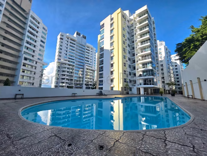Se Vende Apartamento en Edison Park YDU