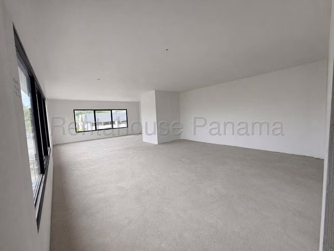 Alquiler Galera Parque Lefevre - YD - Imagen 18