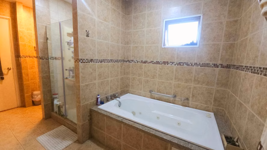 Casa en alquiler completamente amoblada – Ancón | Amplitud, comodidad y entorno natural. - Imagen 10