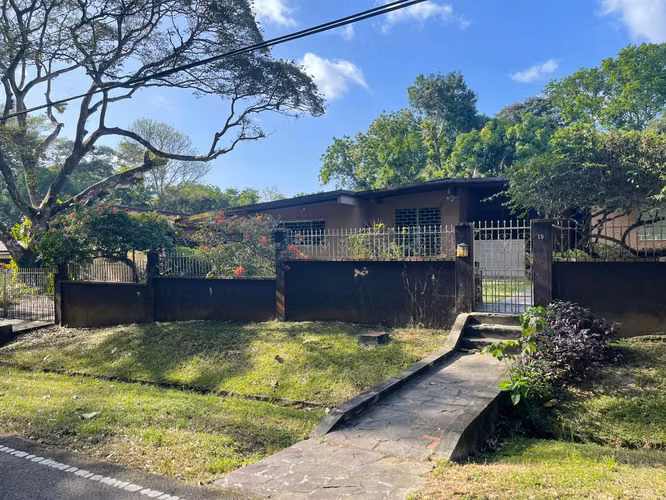 Casa en Residencial cerrado Las Cumbres # 2198 cvd - Imagen 11
