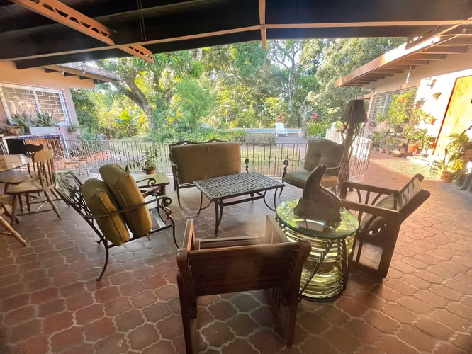 Casa en Residencial cerrado Las Cumbres # 2198 cvd - Imagen 5