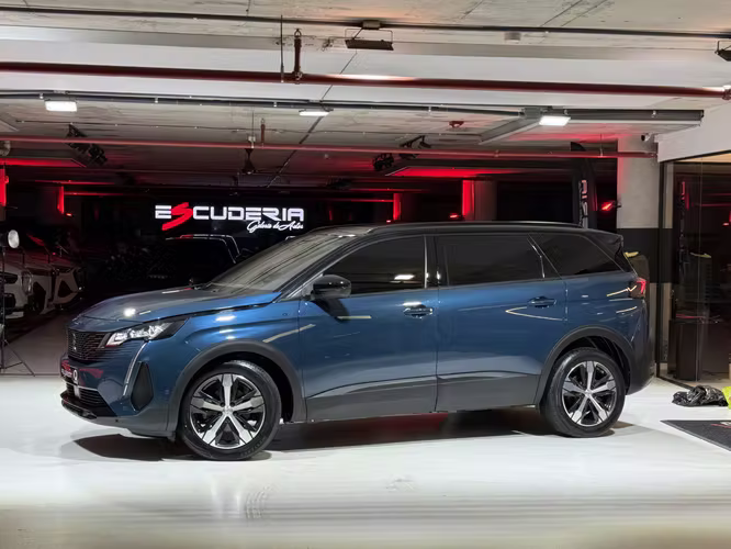 PEUGEOT 5008 GT LINE 2024