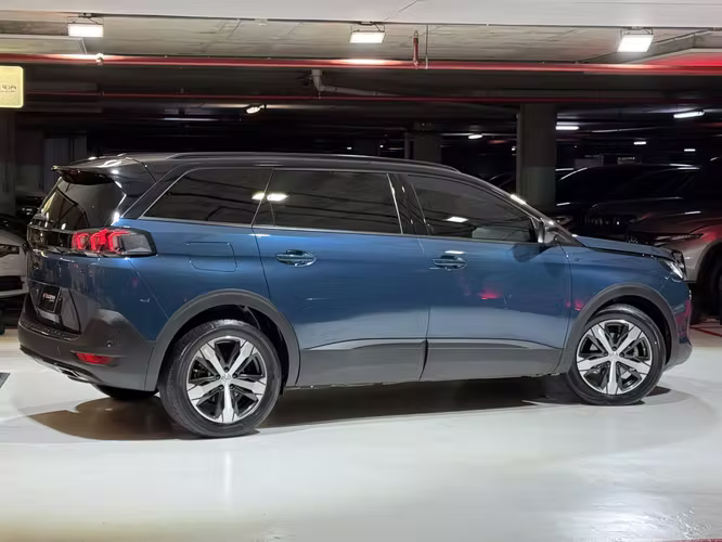 PEUGEOT 5008 GT LINE 2024 - Imagen 6