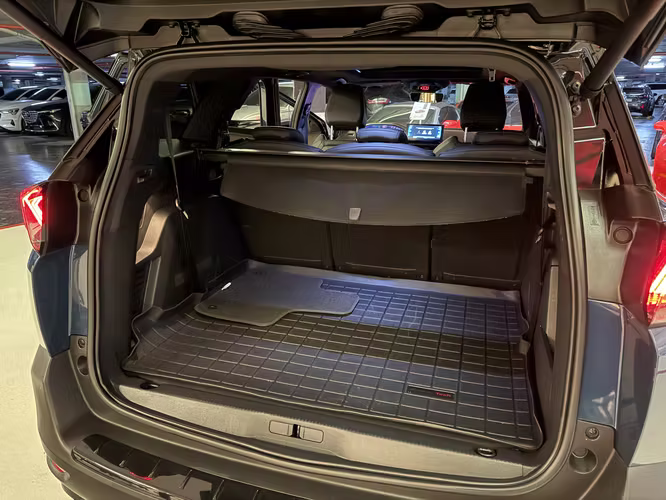 PEUGEOT 5008 GT LINE 2024 - Imagen 18