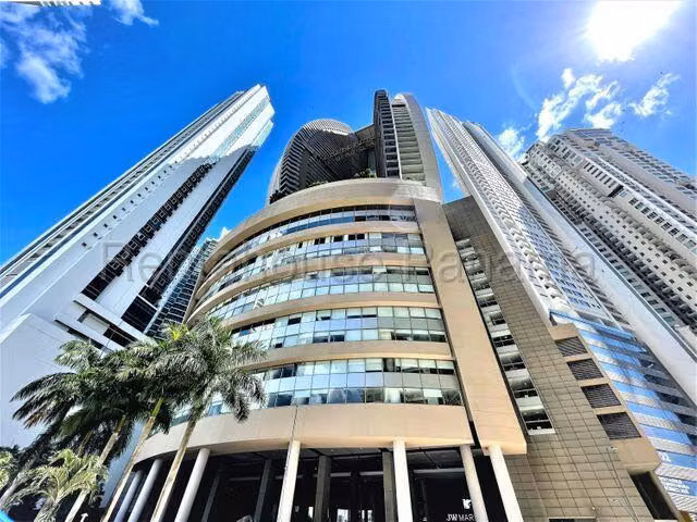 Apartamento en venta en PH Toc 27LRL1594