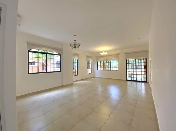 VENDO IMPECABLE CASA UNIFAMILIAR - RESIDENCIAL CERRADO CLAYTON - Imagen 19