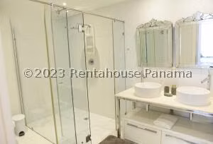 Apartamento en Alquiler en Avenida balboa PH You and Arts VIK 26-131 - Imagen 13