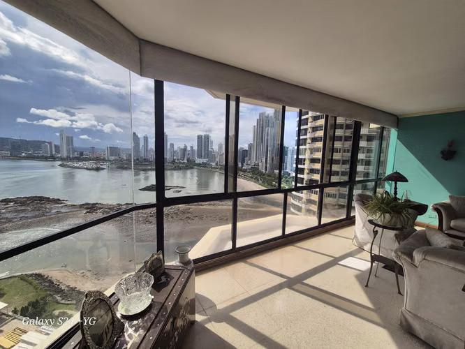 VENTA DE APARTAMENTO EN PH MEDITERRANE - Imagen 6