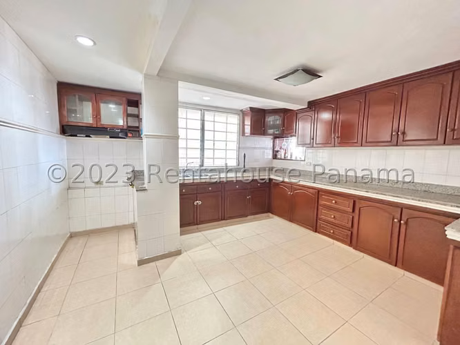 Venta de Casa en Altos de Santa Maria KC - Imagen 4