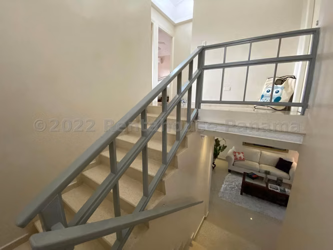 Venta de Casa en Altos de Panama  KC - Imagen 11