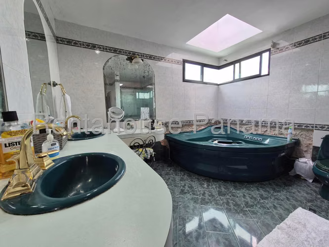 Venta de Casa en Betania KC - Imagen 7