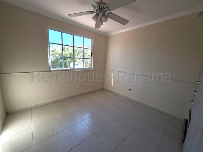 Venta de Casa en Costa Sur Villa Valencia EC - Imagen 16