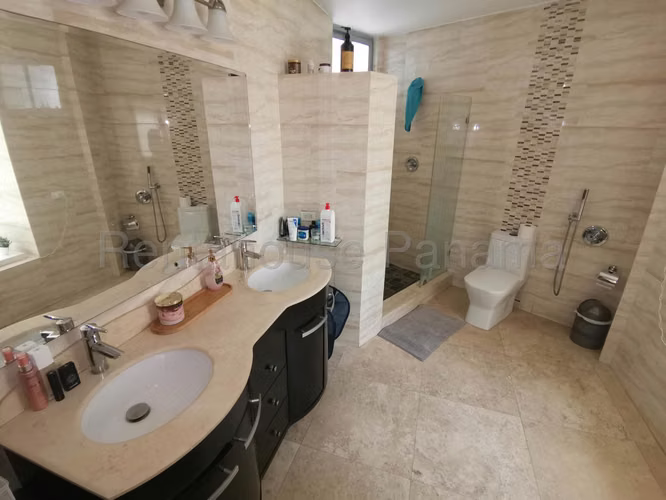 Venta de Apartamento en Bellavista Ph Allure 286 Mts PD