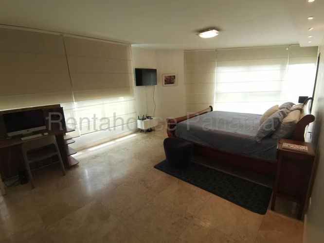 Venta de Apartamento en Bellavista Ph Allure 286 Mts PD