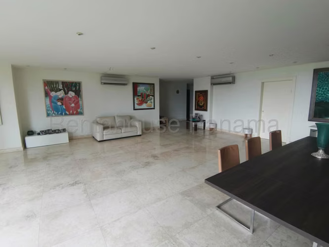 Venta de Apartamento en Bellavista Ph Allure 286 Mts PD