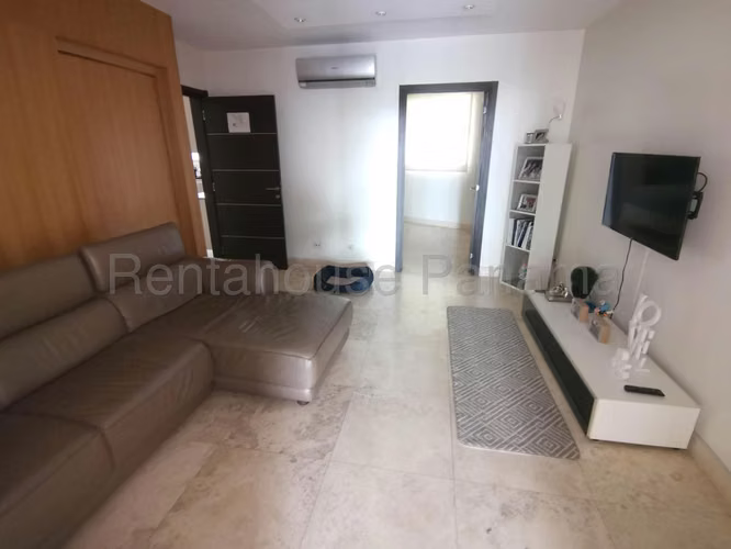 Venta de Apartamento en Bellavista Ph Allure 286 Mts PD