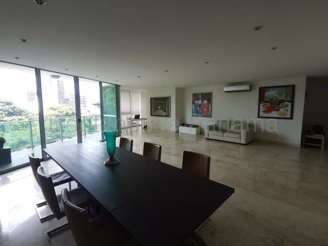 Venta de Apartamento en Bellavista Ph Allure 286 Mts PD