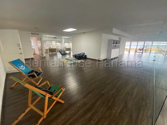 Venta de Oficina en Avenida Balboa Torre Bac Solo Cliente Directo MC