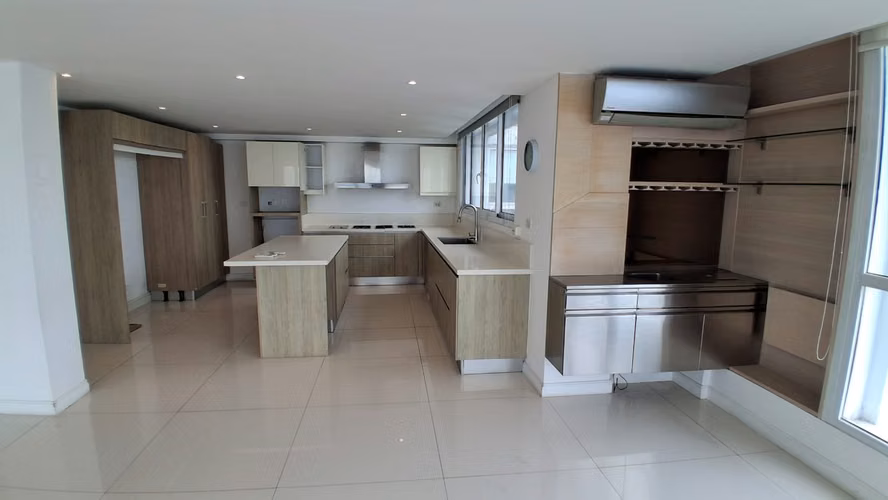 Sobre las Rocas. 416mts 3r 3b den 3est remodelado $560,000.00NEG - Imagen 14