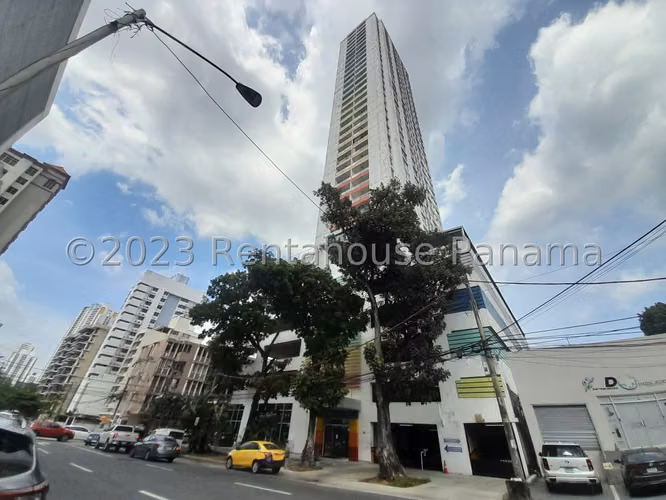 Apartamento en Venta en el Carmen 27AECC1578
