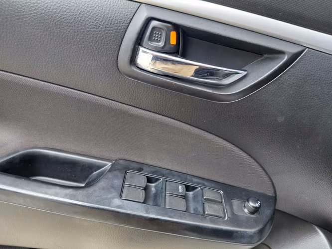 SUZUKI SWIFT 2014 AUTOMATICO - Imagen 8