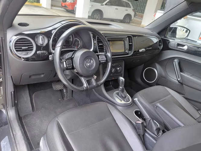 VOLKSWAGEN BEETLE 2015 AUTOMATICO - Imagen 9