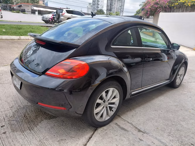 VOLKSWAGEN BEETLE 2015 AUTOMATICO - Imagen 4
