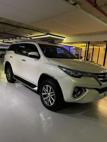 Toyota Fortuner 2019 SRV FULL EXTRA