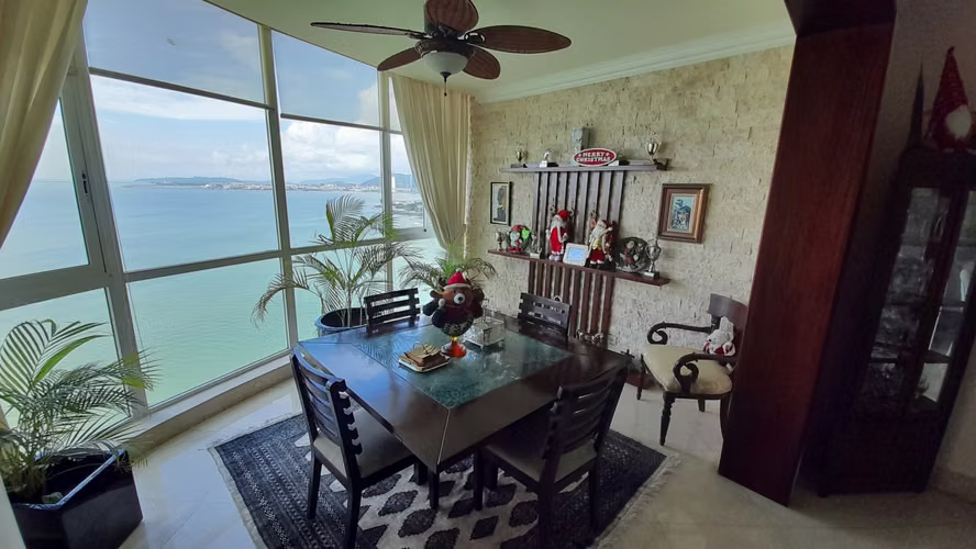Bahia Pacifica. 427mts 4r 4.5b 3est 1dep $1,250,000.00 - Imagen 6
